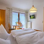 Schwarzwald-hotel Kraeutle