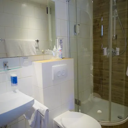 Schwarzwald-hotel Kraeutle 3*